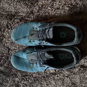 On Cloud 5 Swiss Engineering Mens Sz 11 US Blue Athletic Running Shoes Sneakers